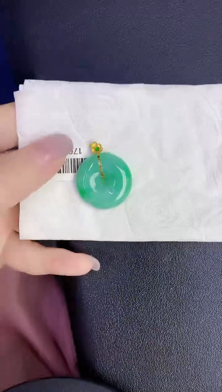 颈饰18K金镶嵌翡翠缅甸天然翡翠A货
