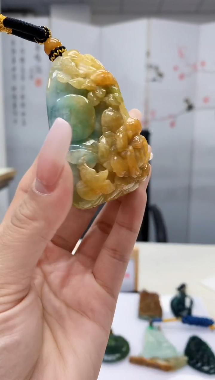 【闪购商品】定制翡翠未镶嵌4917lr-毛货挂件15