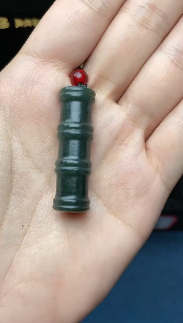 和田玉未镶嵌挂件1