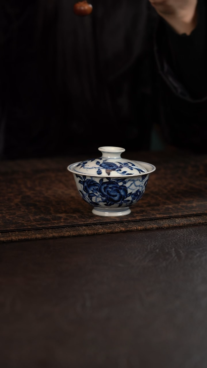 【闪购商品】杯洪印慕明石榴花撇口盖碗