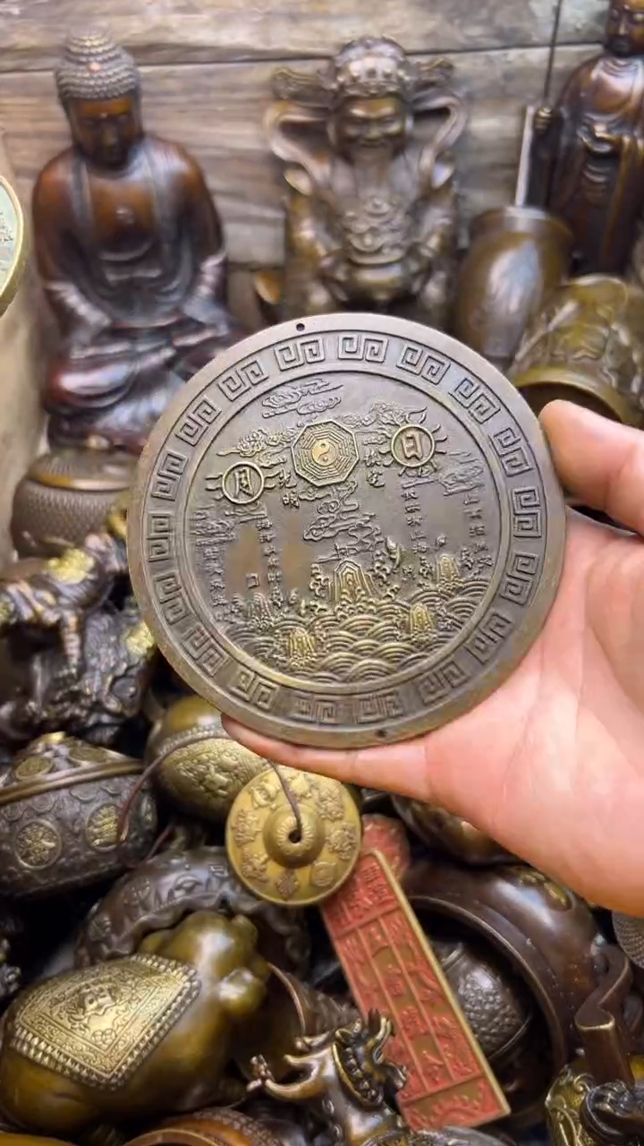 精美铜器，点击下单