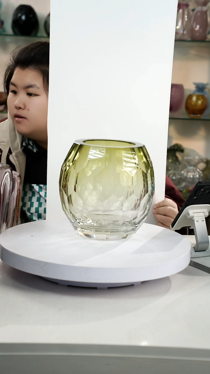 【闪购商品】琉璃【弘扬】高21轻奢琉璃花器正常手工痕迹