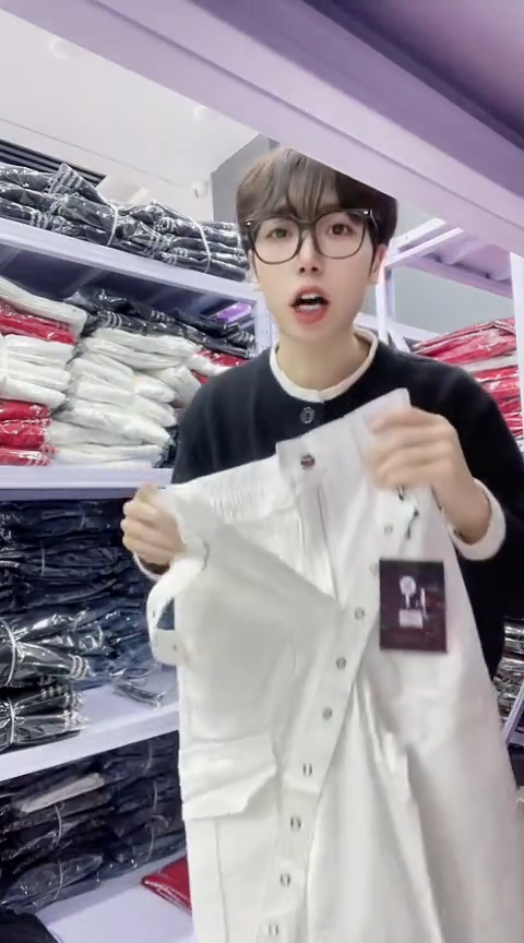 闪电购精品女装2596白XL