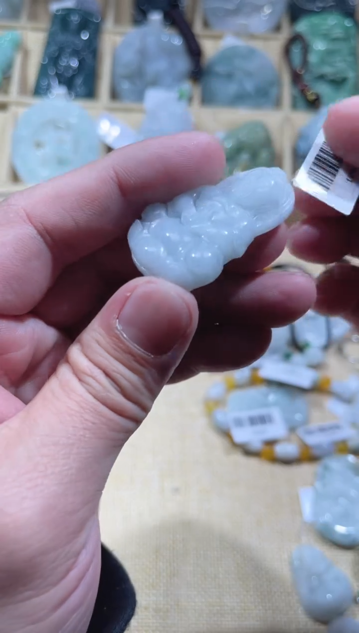 【闪购商品】翡翠颈饰未镶嵌天然缅甸A货翡翠（多样性发货）观音