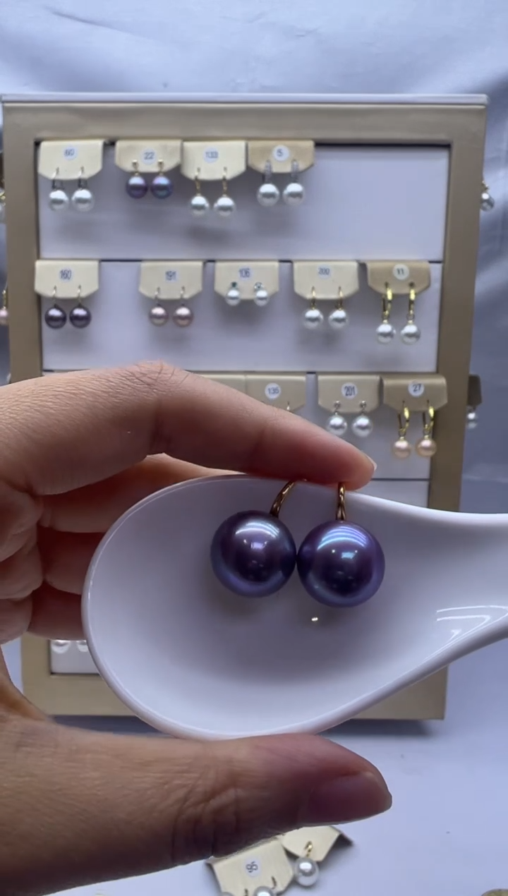 银S925镶嵌耳饰淡水珍珠紫高跟