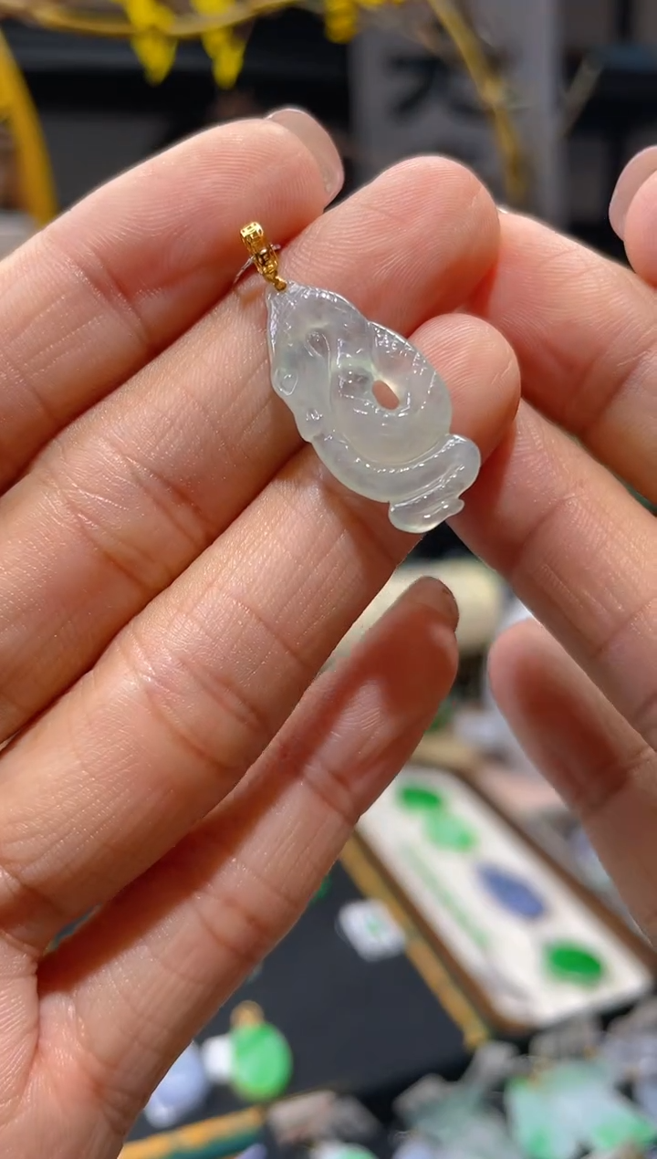 【闪购商品】翡翠颈饰18K金镶嵌假一赔三