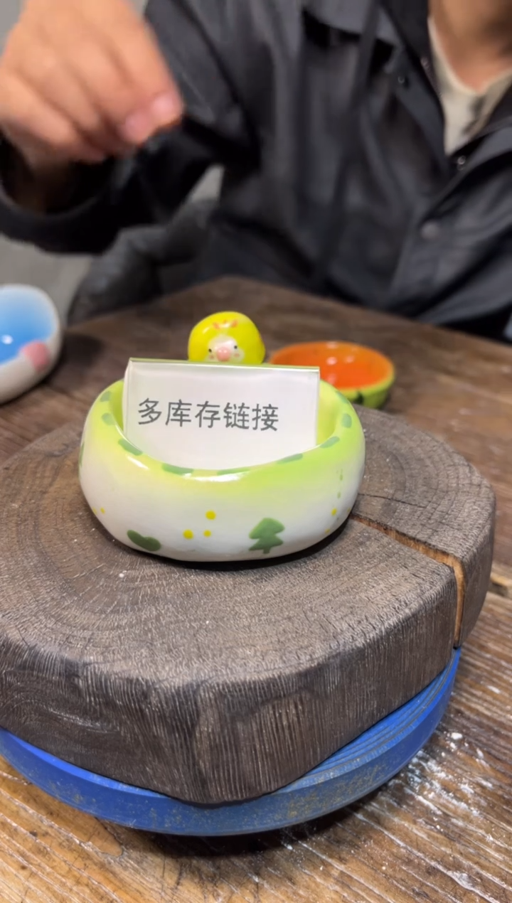 32手绘釉下彩微瑕陶瓷