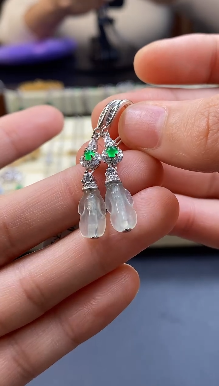 颈饰银S925镶嵌翡翠17737