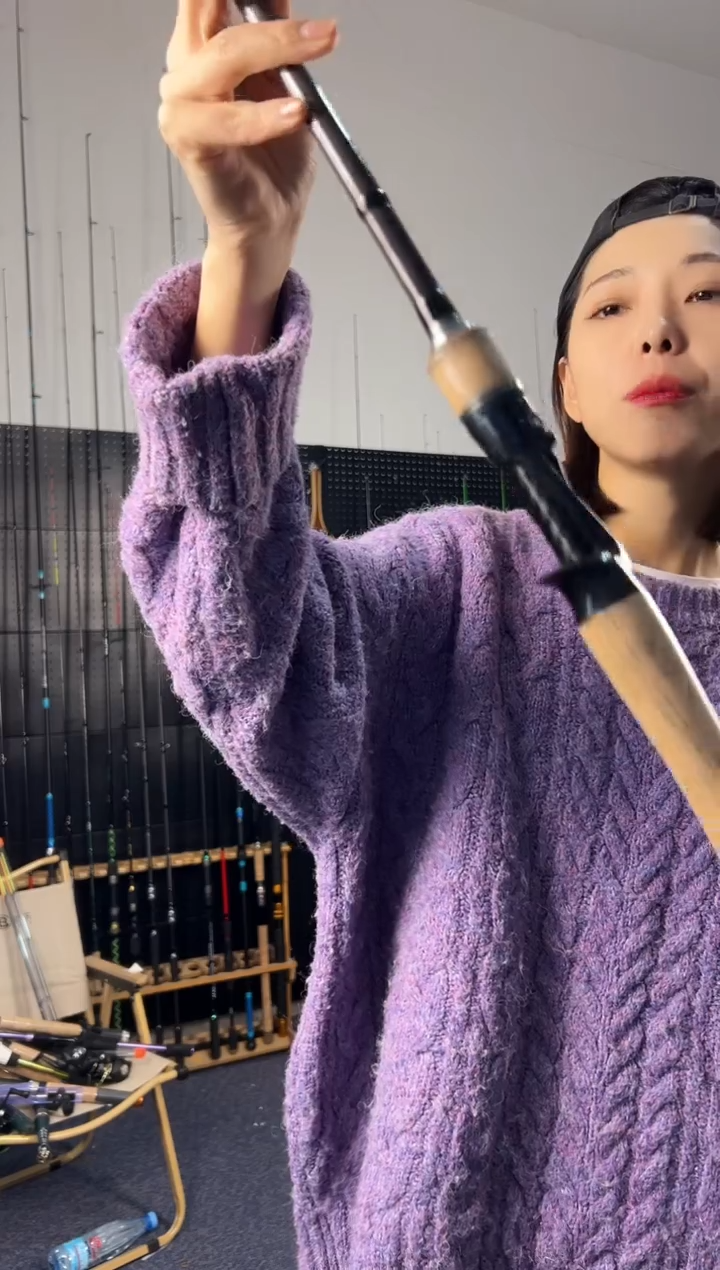 2.7m碳素12号2.7米枪柄（瑕疵尾货竿，没有售后，介意勿拍）