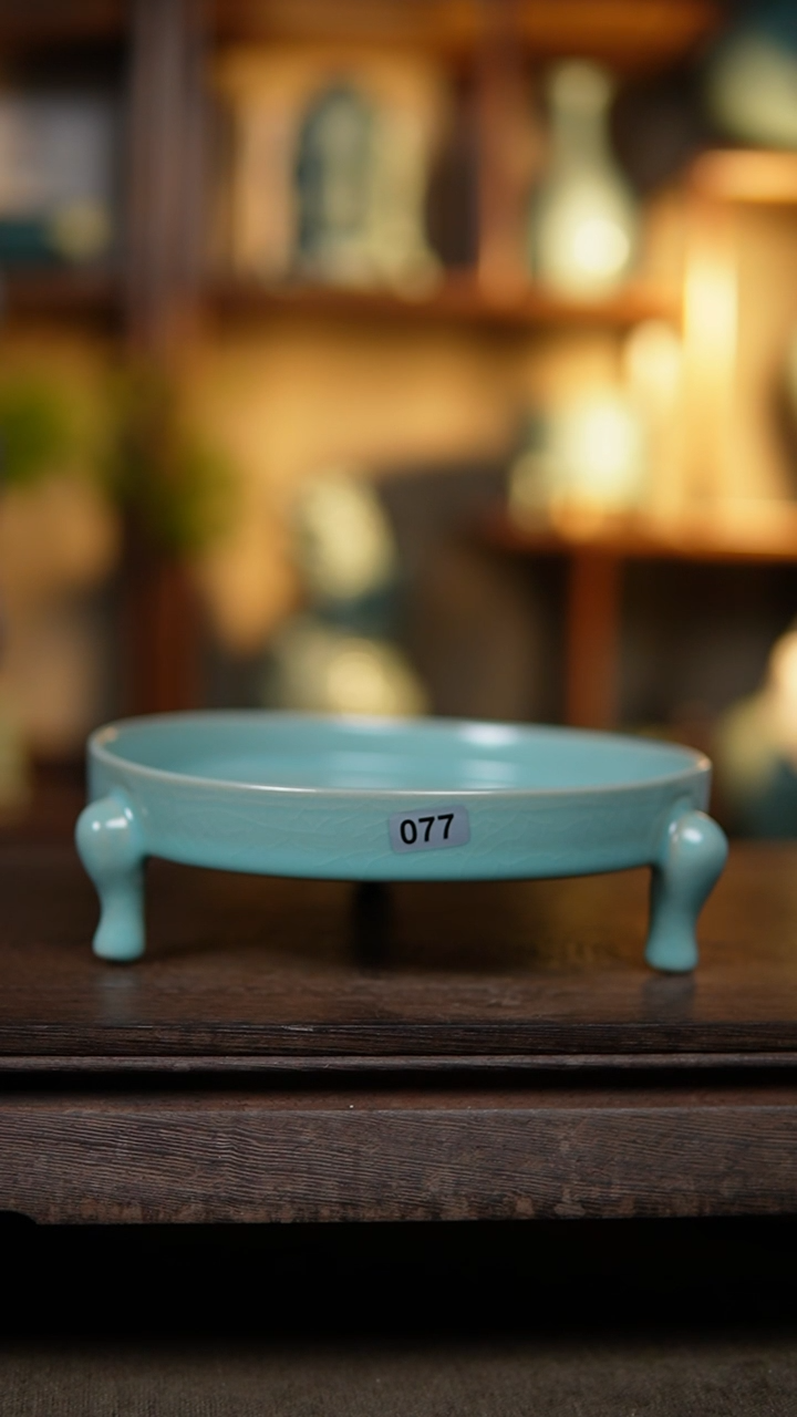 【闪购商品】杯仿古天青18公分三足笔洗大瑕77