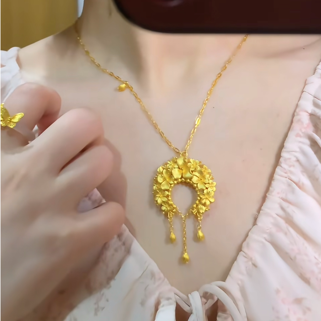 铜合金项链 新中式繁花绣球丁香花流苏项链轻奢小众项链锁骨链女