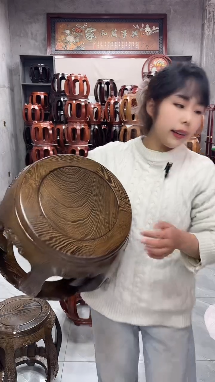 【闪购商品】鸡翅木类家具鸡翅木小号雕花鼓凳单个