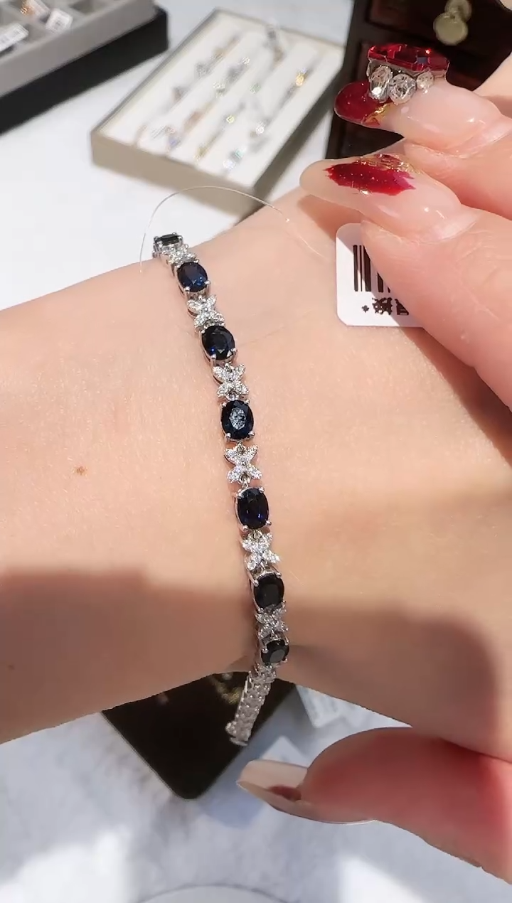 【闪购商品】钻石手链18K金镶嵌雪花手链17CM