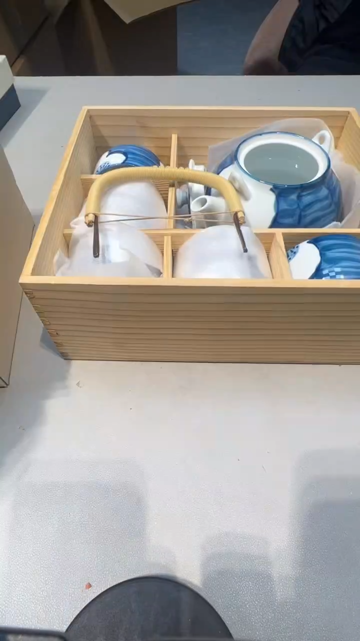手工艺品琉璃慈****P99999999999999999999999999