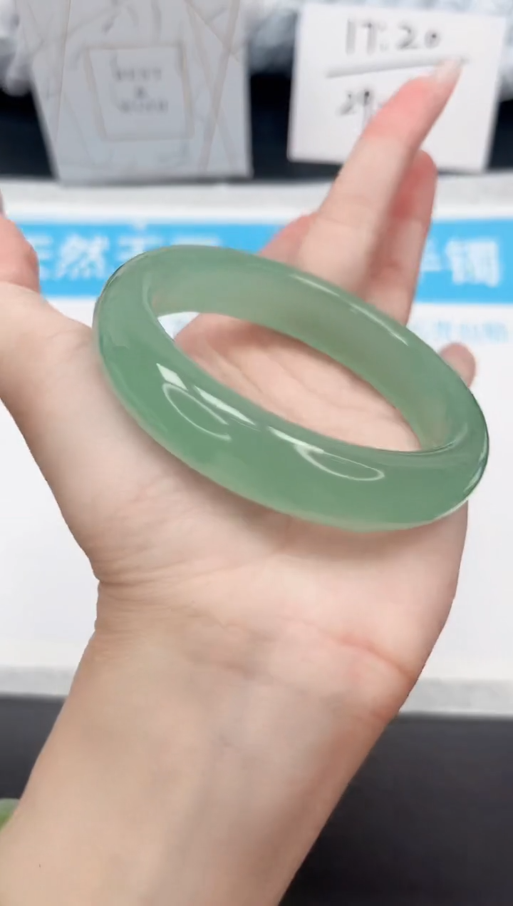手镯石英质玉未镶嵌165-58