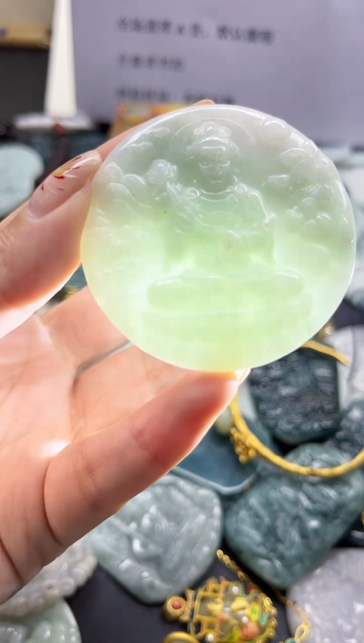 【闪购商品】翡翠颈饰未镶嵌翡翠