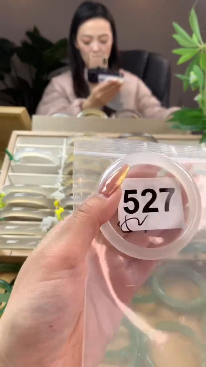 【闪购商品】玛瑙/玉髓手镯未镶嵌527