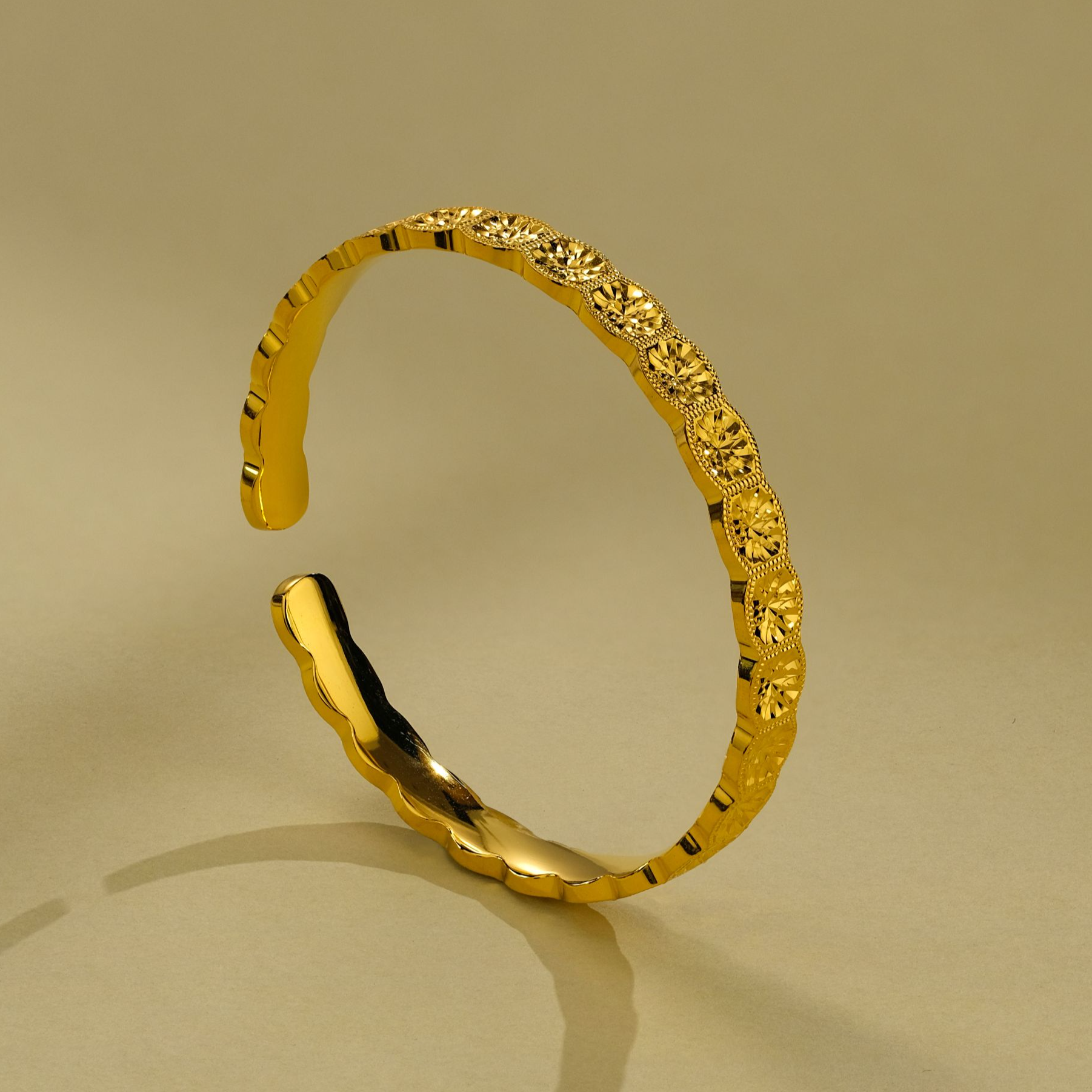 足银手镯 足银999蜂巢雪花手镯2025新款轻奢时尚大牌气质