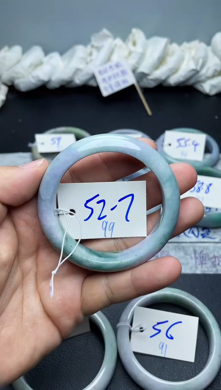 未镶嵌手镯翡翠99