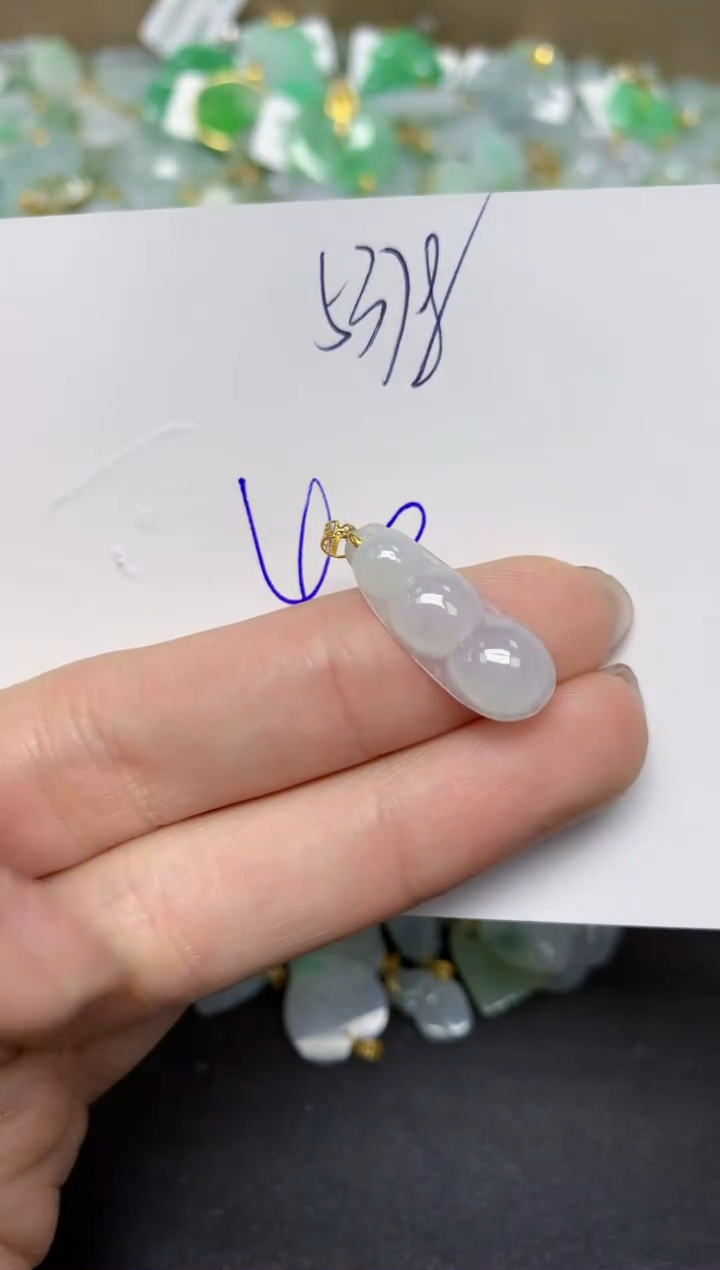 【闪购商品】翡翠颈饰18K金镶嵌天然翡翠A货