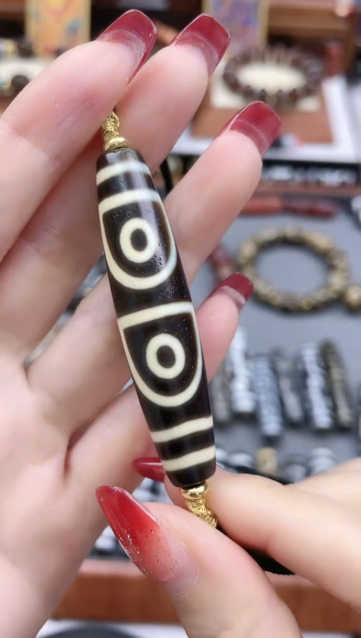 【闪购商品】玛瑙/玉髓珠珠未镶嵌牙黄四眼