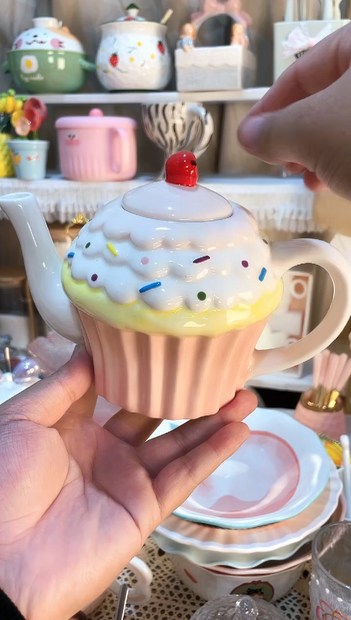 【闪购商品】瓷片茶壶 质量好发货快放心拍