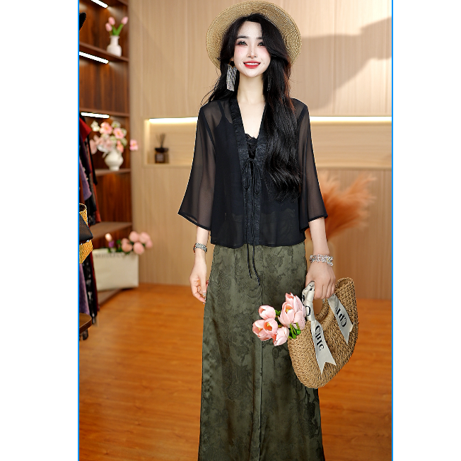 9335-20新款女士外披小衫