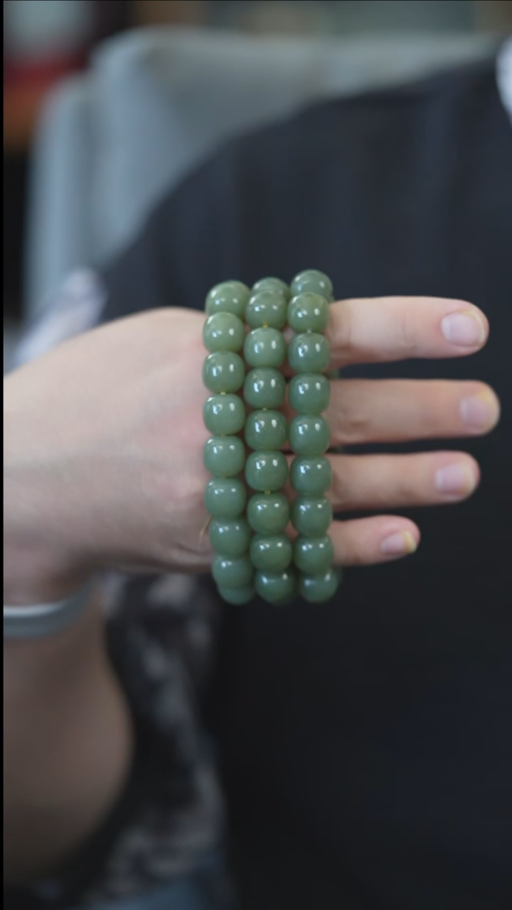 未镶嵌手串和田玉手串多样性发其一