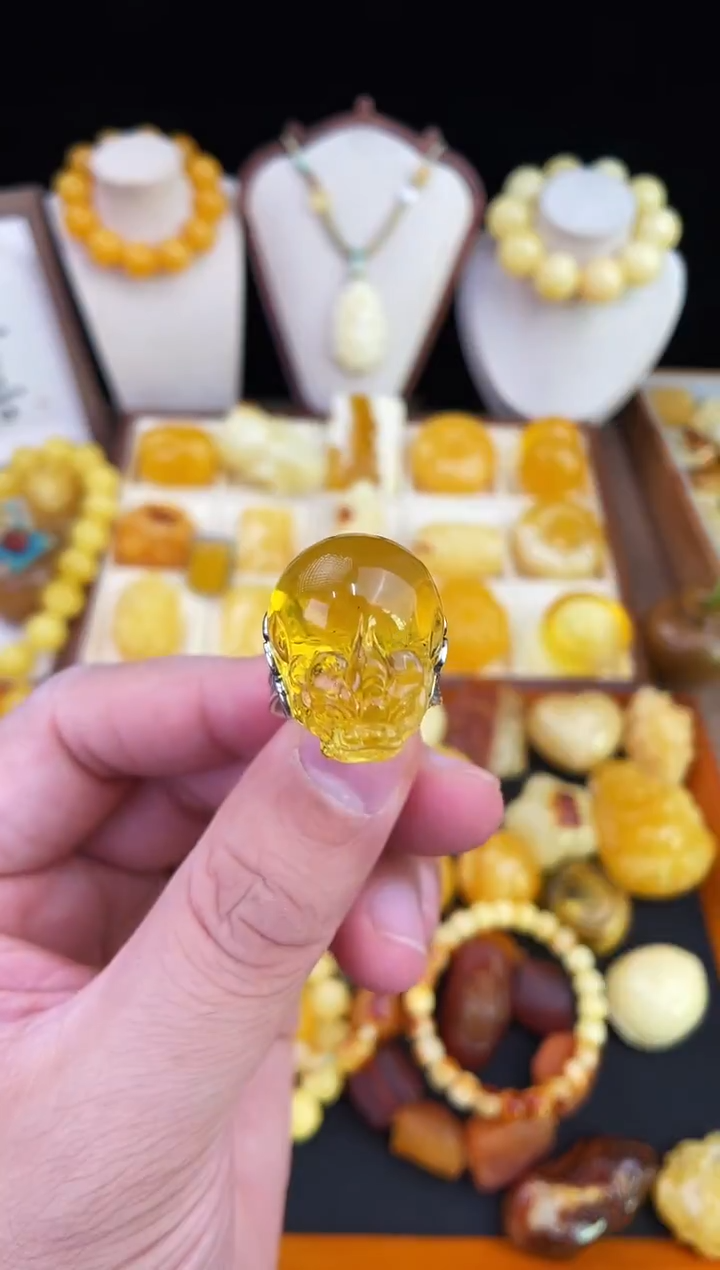 琥珀未镶嵌珠宝奇石柒月