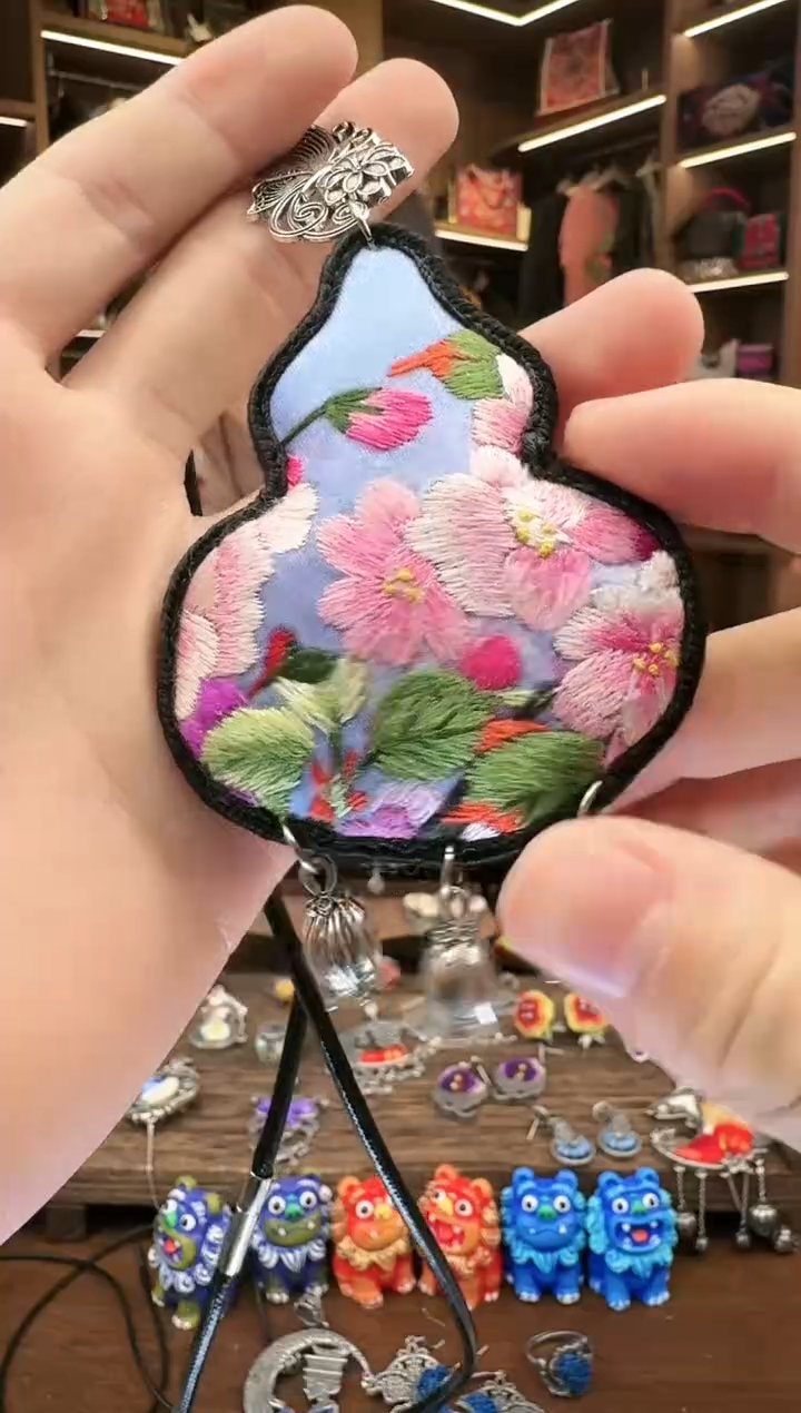 【闪购商品】织绣117黔东南苗族刺绣