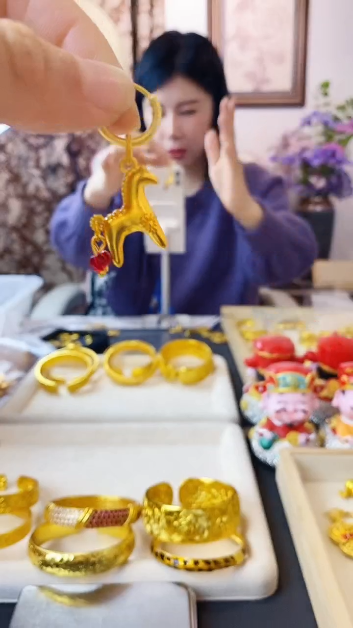 合金无041小马吊坠