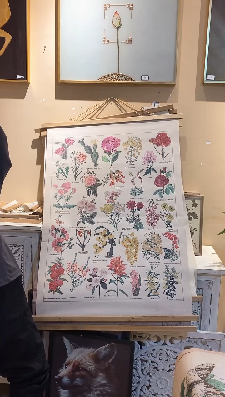 木实木卷轴装饰挂画