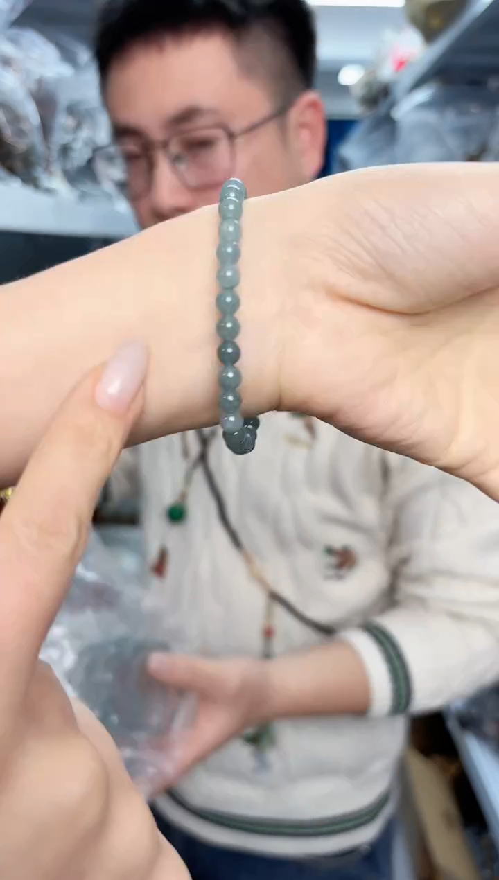 【闪购商品】翡翠手串未镶嵌蓝水单圈手串