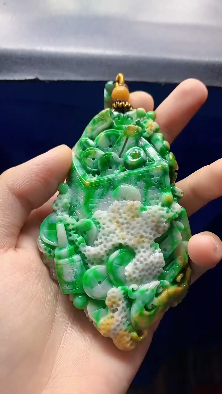 颈饰未镶嵌翡翠荼*天然缅甸a货翡翠