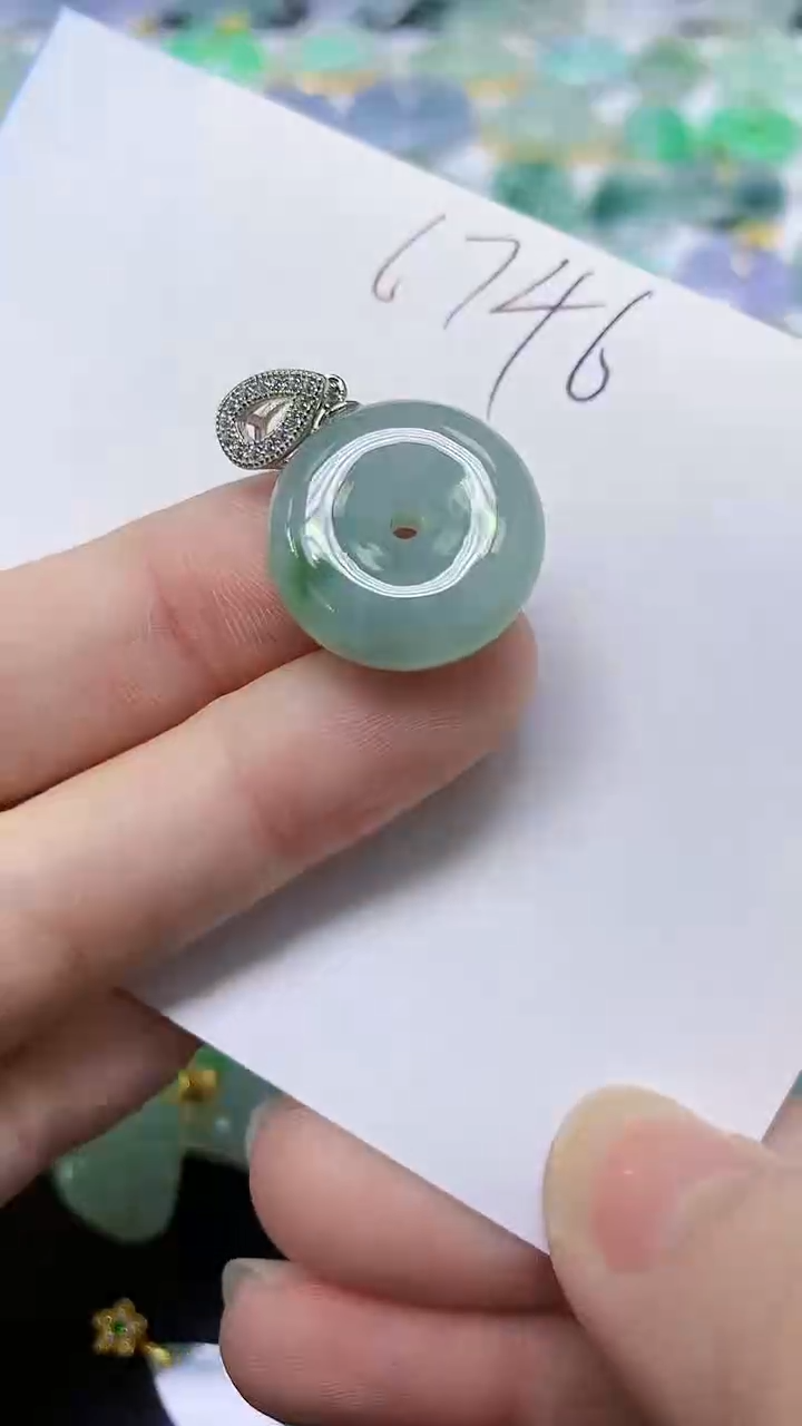 翡翠未镶嵌颈饰天然自然緬甸A貨翡翠