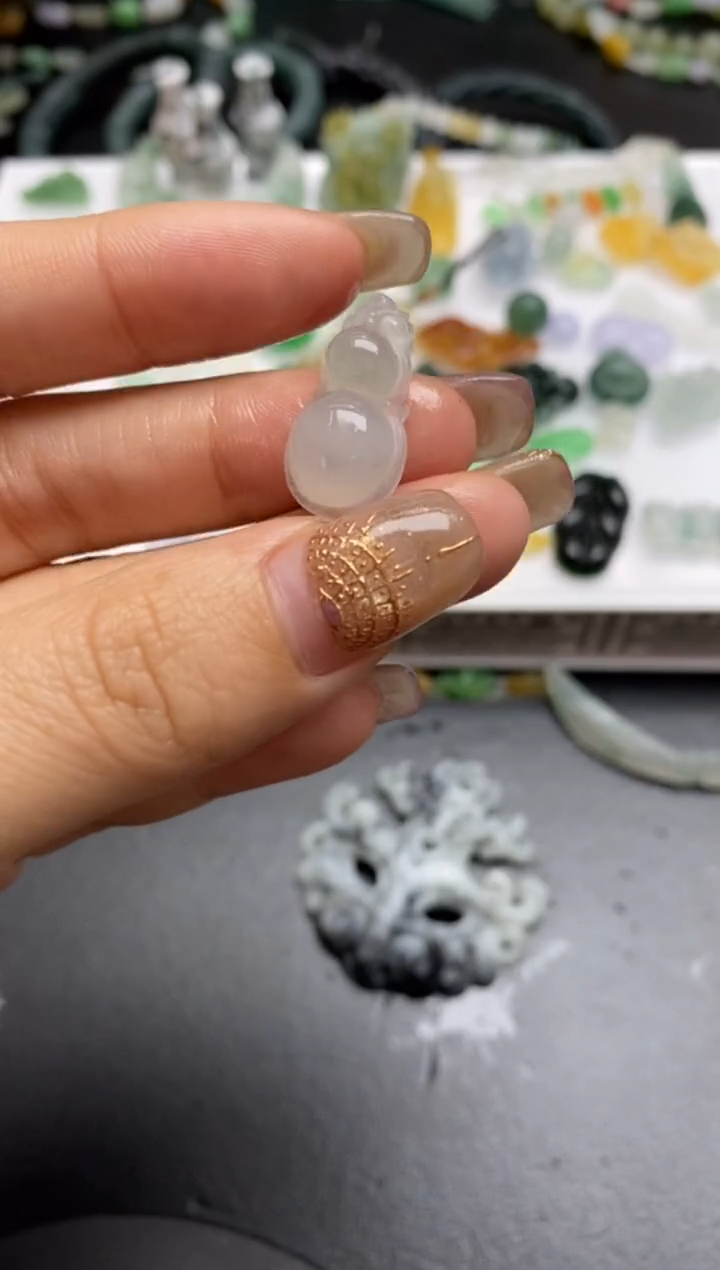 【闪购商品】定制翡翠未镶嵌翡翠毛货~