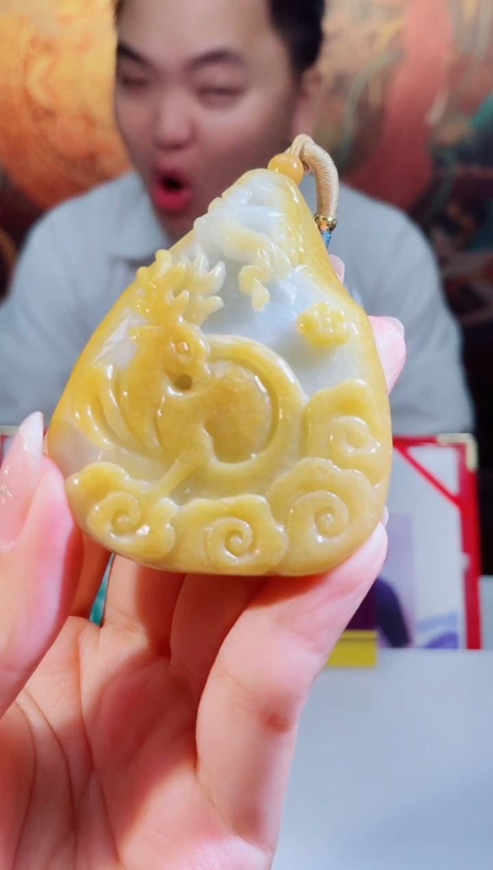 颈饰未镶嵌翡翠多样性发其一