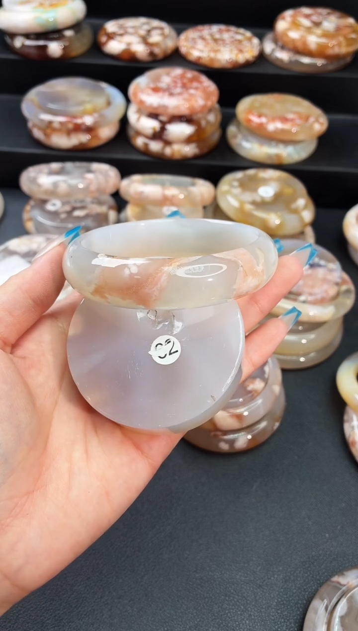 手镯玛瑙/玉髓未镶嵌石英质玉63圈60/61带(赠送镯心)