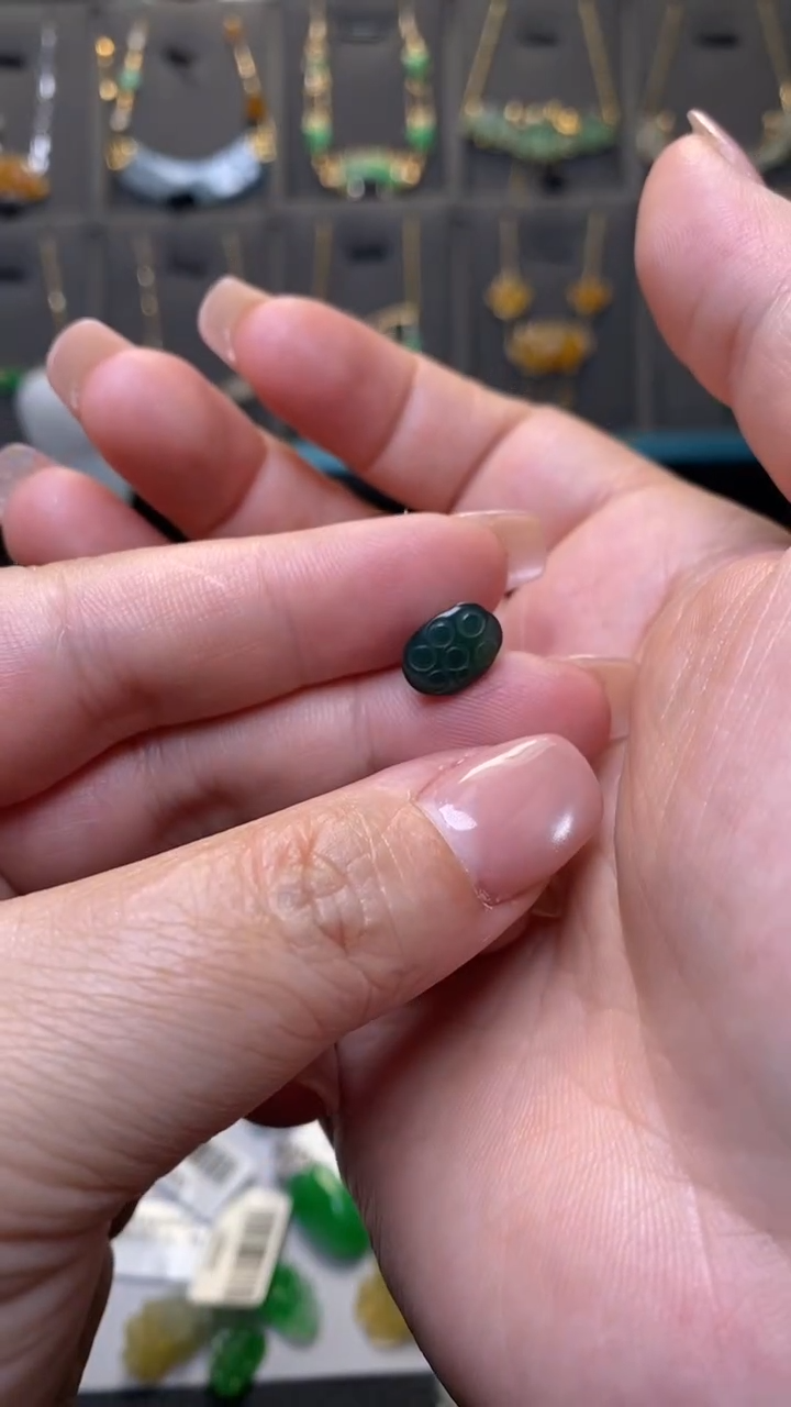 颈饰未镶嵌翡翠净货39834