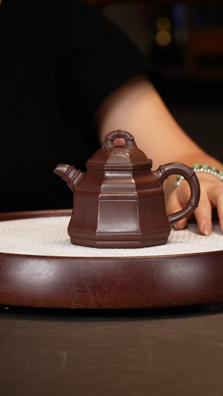 紫砂茶壶【范秀芳】八方竹节400c