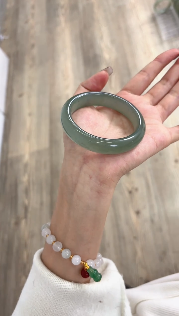 未镶嵌手镯石英质玉112-55D