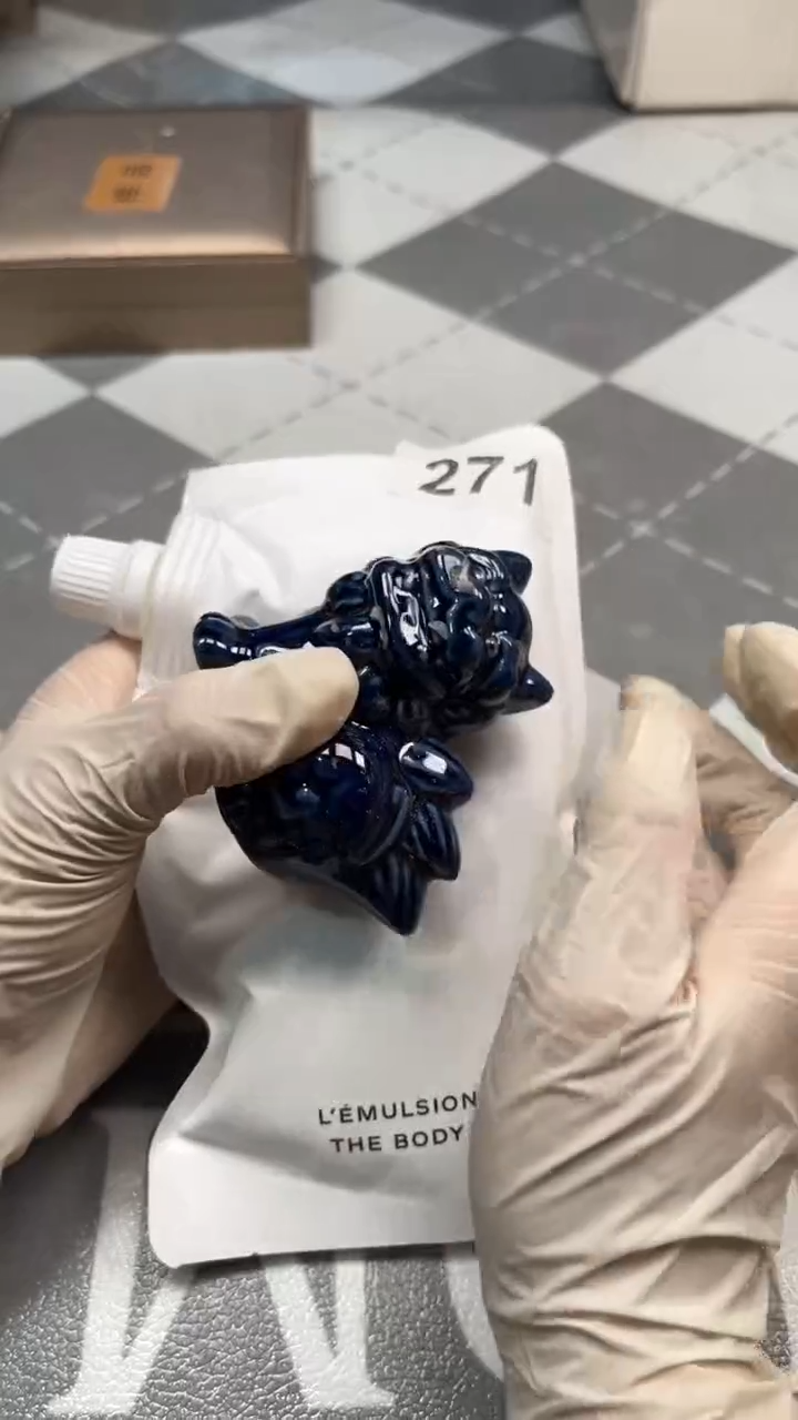 瓷片陶瓷如图所示周边