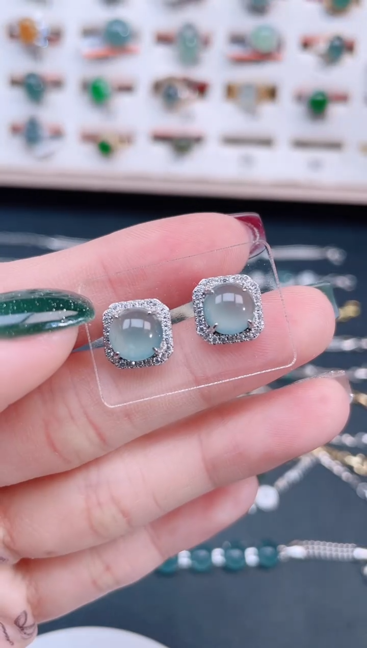 未镶嵌翡翠耳饰天然翡翠