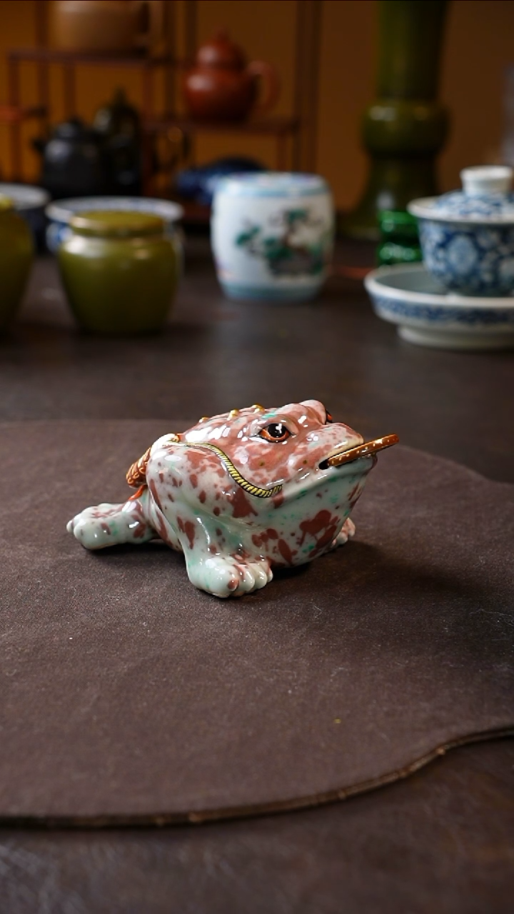 【闪购商品】釉里红金蝉摆件釉里红