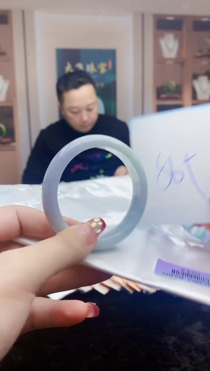 【闪购商品】翡翠手镯未镶嵌    H24-9