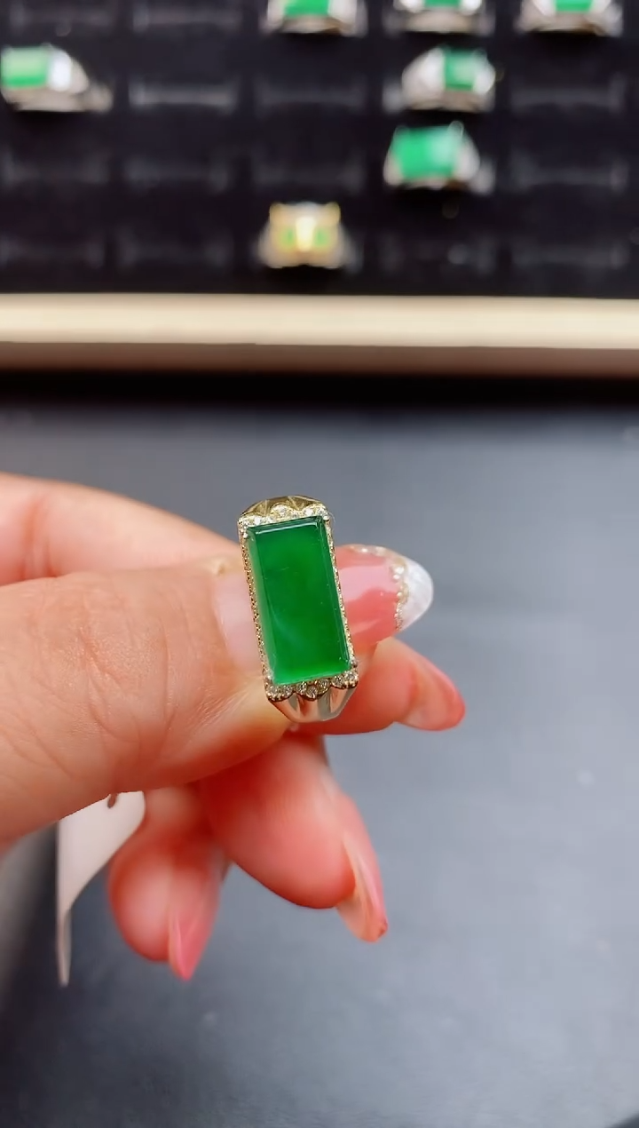 【闪购商品】翡翠戒指银S925镶嵌1212