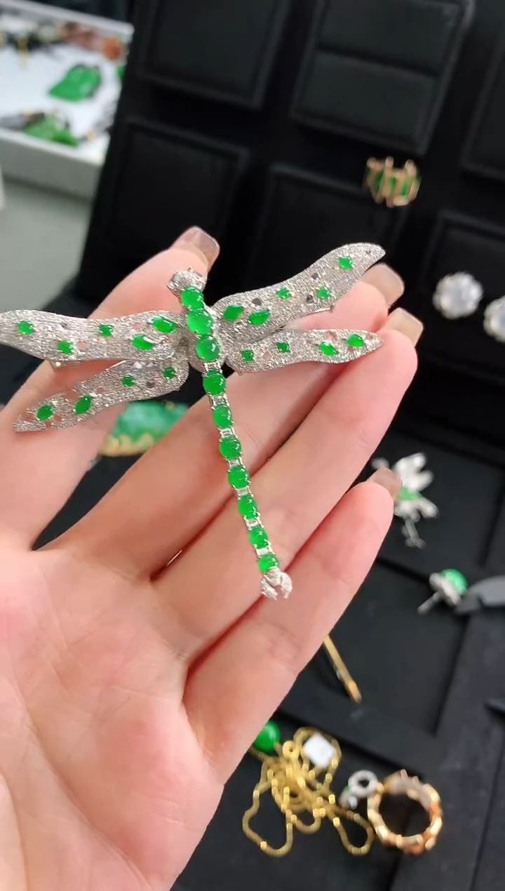 【闪购商品】翡翠吊坠(不含链)18K金镶嵌胸针 吊坠两用款