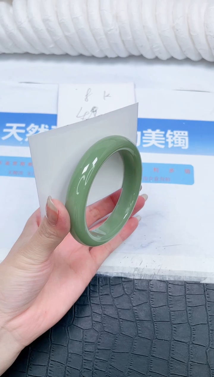 石英质玉手镯未镶嵌165-62