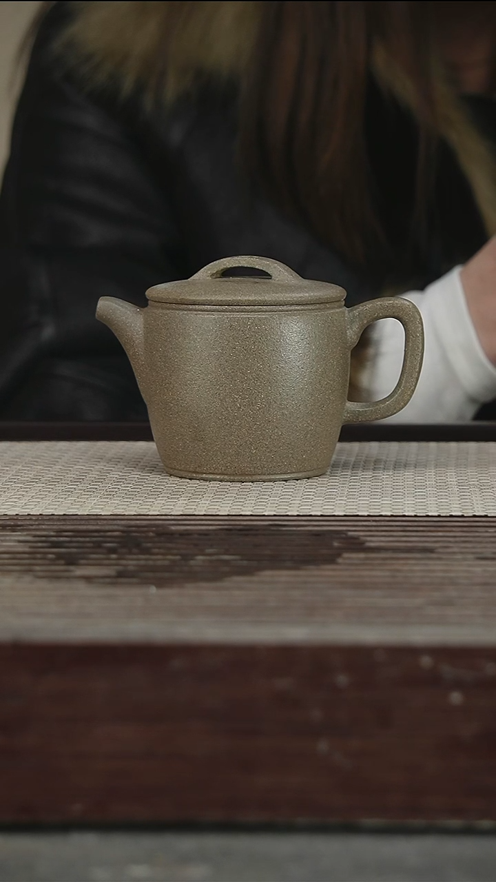 茶壶紫砂63号260CC