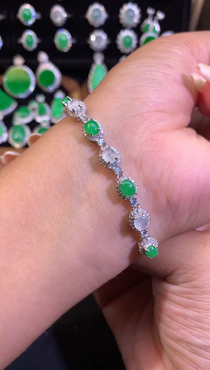 【闪购商品】未镶嵌翡翠手链缅甸天然A货翡翠